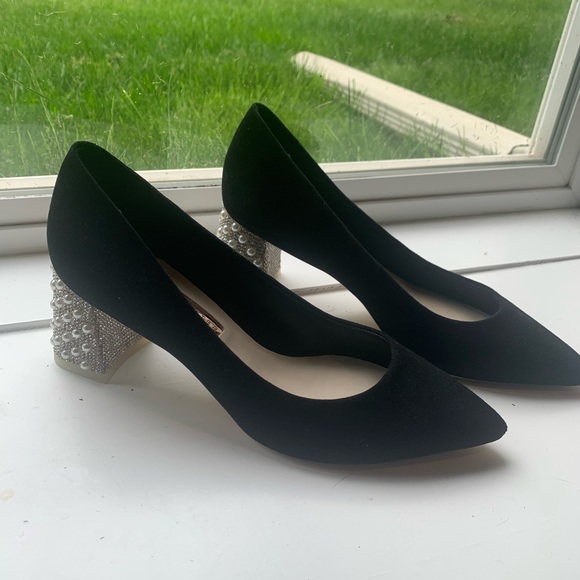 Trendy Pearl Heels Sophia Webster